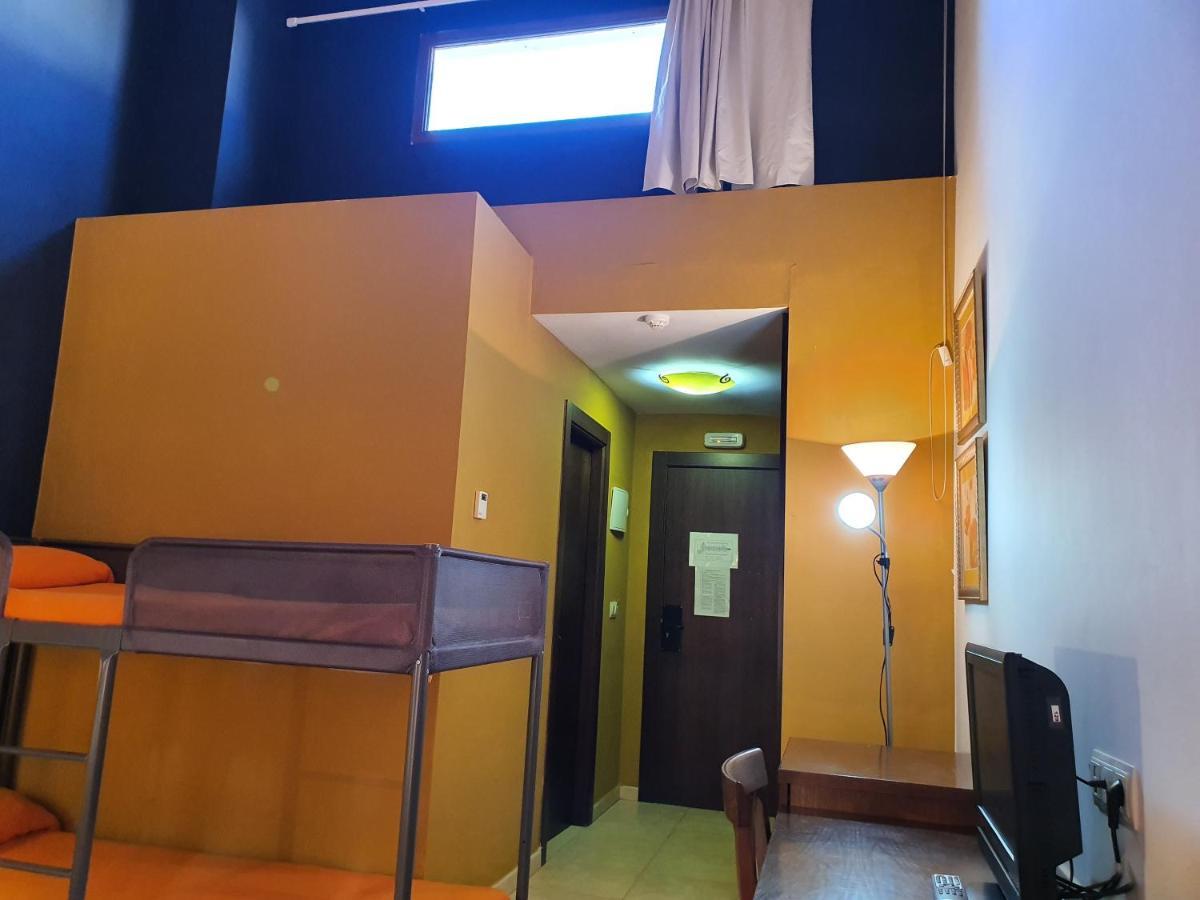 Hotel Masia El Molinete Mora de Rubielos Bagian luar foto
