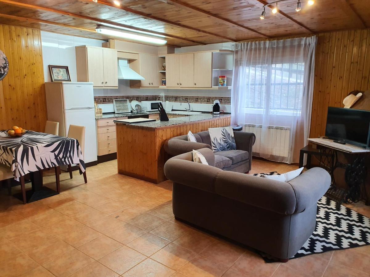 Hotel Masia El Molinete Mora de Rubielos Bagian luar foto
