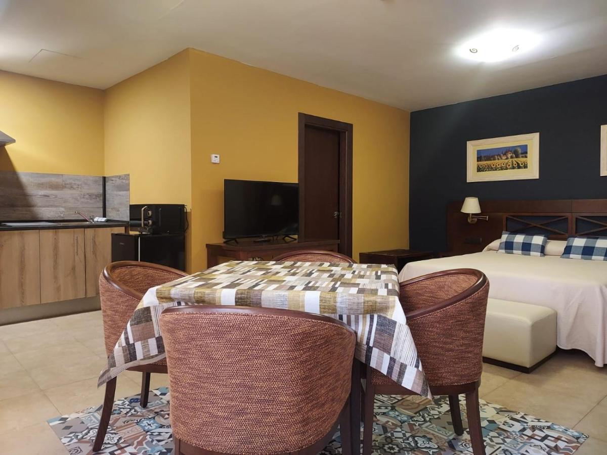 Hotel Masia El Molinete Mora de Rubielos Bagian luar foto