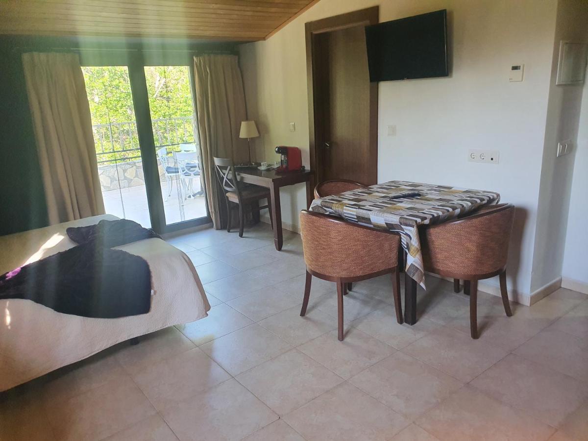 Hotel Masia El Molinete Mora de Rubielos Bagian luar foto